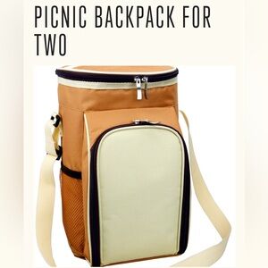Cedar Trail Picnic Backpack for Two
